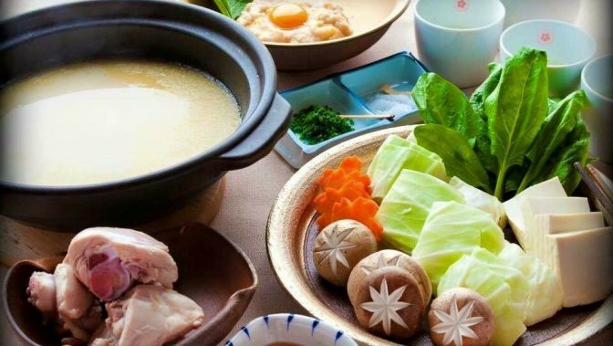 博多鶏金,濃厚スープの水炊き鍋